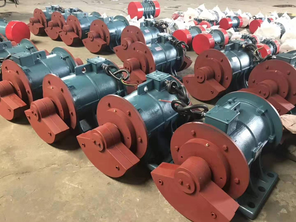 防爆振動(dòng)電機(jī)實(shí)圖